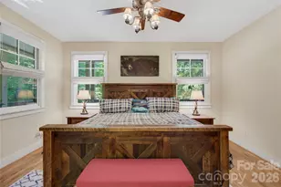 325 Hedgewood Dr, Tuckasegee, NC 28783 - Photo 12