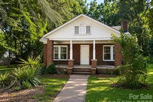 1316 E 35th Street E, Charlotte, NC 28205 - Photo 2
