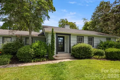1212 Oakland Street, Hendersonville, NC 28792 - Photo 2