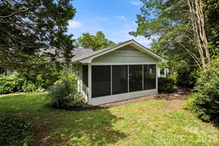 1212 Oakland St, Hendersonville, NC 28792 - Photo 26