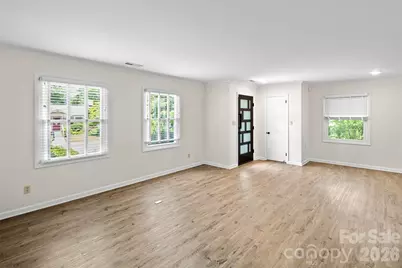 1212 Oakland Street, Hendersonville, NC 28792 - Photo 10