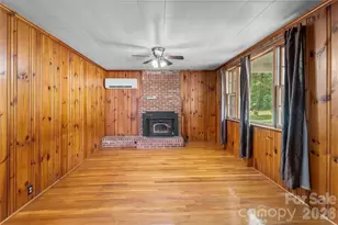 194 Virginia Dr, Marion, NC 28752 - Photo 4