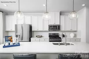 1027 Bracken Hill Rd, Indian Trail, NC 28079 - Photo 2
