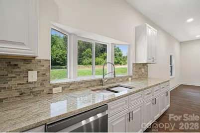1820 N Hewitt Avenue, Newton, NC 28658 - Photo 6
