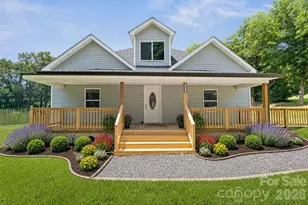 1820 N Hewitt Ave, Newton, NC 28658 - Photo 2