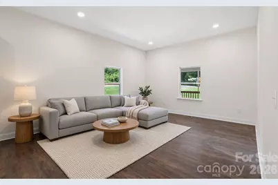 1820 N Hewitt Avenue, Newton, NC 28658 - Photo 8