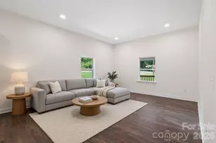 1820 N Hewitt Ave, Newton, NC 28658 - Photo 8