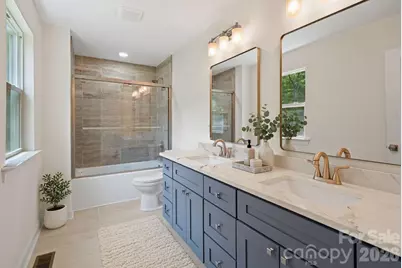 1820 N Hewitt Avenue, Newton, NC 28658 - Photo 18