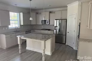 1410 Emma Ln, Lake Wylie, SC 29710 - Photo 6