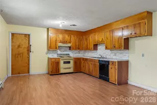 500 Pete Brittain Rd, Morganton, NC 28655 - Photo 6