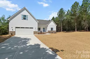 214 Lockhard Cir, Troutman, NC 28166 - Photo 6