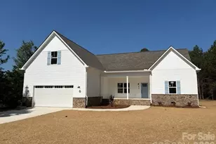 214 Lockhard Cir, Troutman, NC 28166 - Photo 4