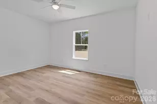 214 Lockhard Cir, Troutman, NC 28166 - Photo 20