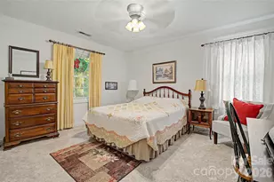 1765 Haywood Manor Rd, Hendersonville, NC 28791 - Photo 28