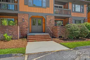 1765 Haywood Manor Rd, Hendersonville, NC 28791 - Photo 2
