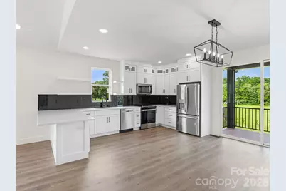 27 Klimovych Road, Hendersonville, NC 28792 - Photo 10