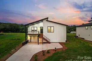27 Klimovych Rd, Hendersonville, NC 28792 - Photo 36