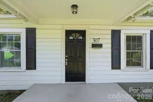 307 Clay St, Belmont, NC 28012 - Photo 4
