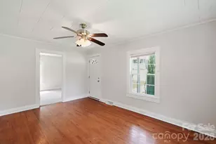307 Clay St, Belmont, NC 28012 - Photo 8