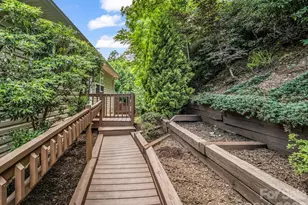 130 High Rock Acres Dr, Black Mountain, NC 28711 - Photo 8