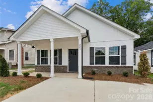 223 W 11th St, Salisbury, NC 28144 - Photo 2