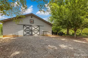 711 Meadow Crest Rd, Tryon, NC 28782 - Photo 32
