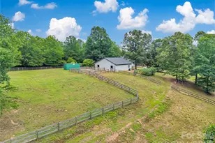 711 Meadow Crest Rd, Tryon, NC 28782 - Photo 10