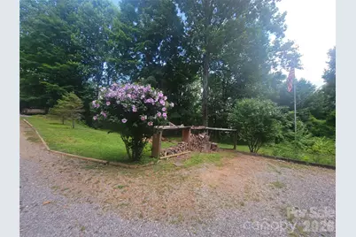 150 Sorghum Drive, Waynesville, NC 28785 - Photo 6