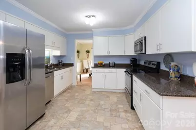 301 Crowfields Lane, Asheville, NC 28803 - Photo 6
