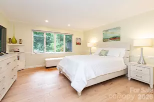 301 Crowfields Ln, Asheville, NC 28803 - Photo 10