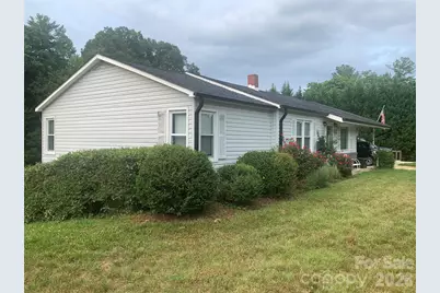 3300 Sheely Road, Lenoir, NC 28645 - Photo 2