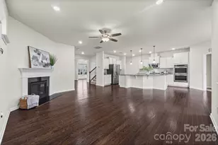 7022 Walnut Branch Ln, Charlotte, NC 28277 - Photo 16