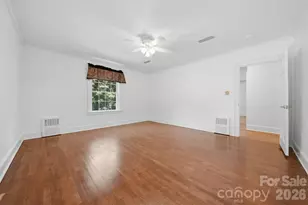 521 5th St NW, Hickory, NC 28601 - Photo 22