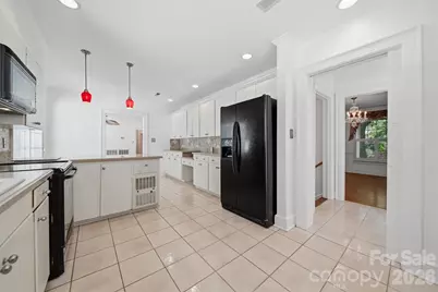 521 5th Street NW, Hickory, NC 28601 - Photo 20