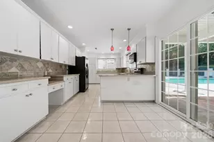 521 5th St NW, Hickory, NC 28601 - Photo 16