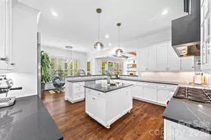 9414 Heydon Hall Cir, Charlotte, NC 28210 - Photo 8