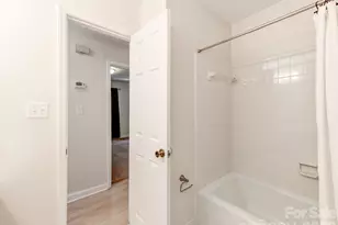 4625 Annerly Ct, Charlotte, NC 28226 - Photo 18