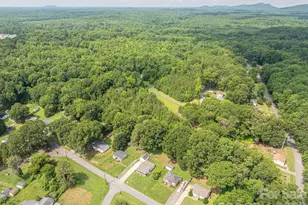 2639 Springbrook Cir, Gastonia, NC 28052 - Photo 30