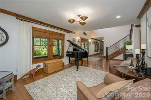 345 Prospect Dr, Burnsville, NC 28714 - Photo 4