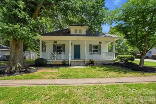 206 6th St, Belmont, NC 28012 - Photo 2