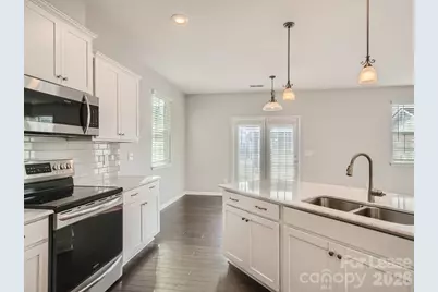 8123 Cornhill Avenue, Charlotte, NC 28277 - Photo 8