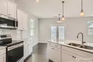 8123 Cornhill Ave, Charlotte, NC 28277 - Photo 8