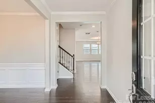 8123 Cornhill Ave, Charlotte, NC 28277 - Photo 4