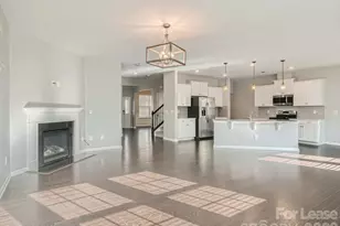 8123 Cornhill Ave, Charlotte, NC 28277 - Photo 6