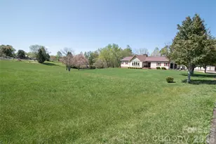 1368 Cajah Mountain Rd, Hudson, NC 28638 - Photo 18