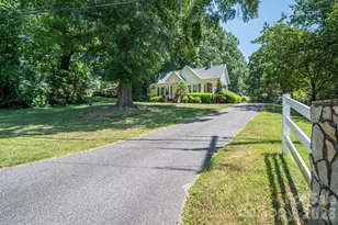 3512 Red Norris Dr, Maiden, NC 28650 - Photo 2