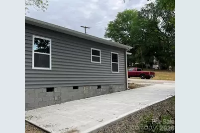 1147 6th Street, Lancaster, SC 29720 - Photo 2