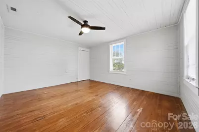 592 Main Street, Hudson, NC 28638 - Photo 20