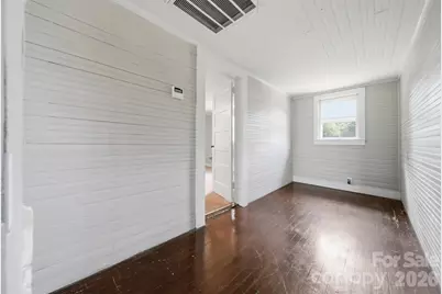 592 Main Street, Hudson, NC 28638 - Photo 18