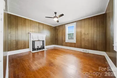 592 Main Street, Hudson, NC 28638 - Photo 4